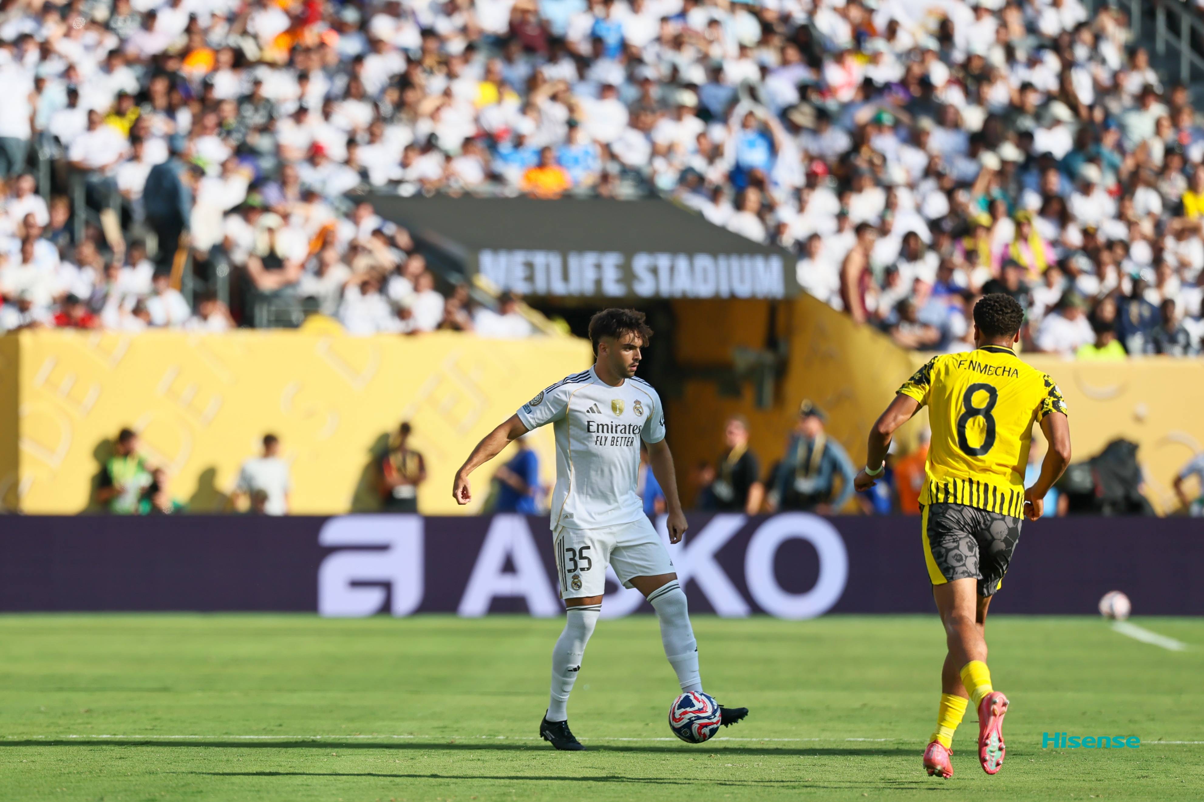 3-2！皇马险胜进四强，超新星登顶射手榜，世俱